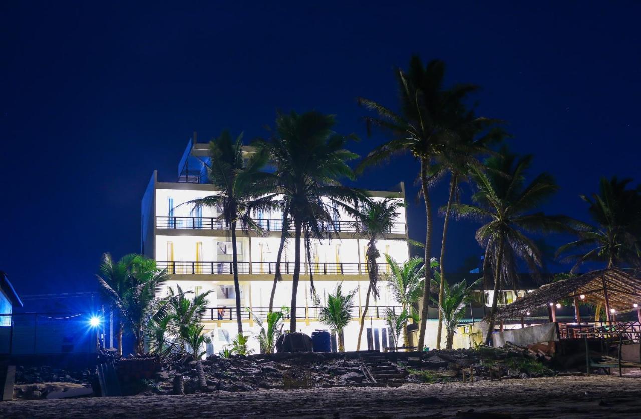 Ocean Edge Hikka Hotel Hikkaduwa Exterior photo